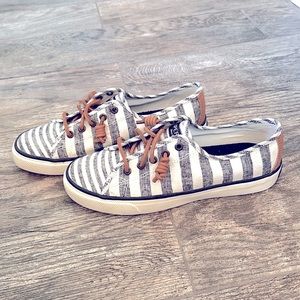 Sperry Top-Sider - blue & white striped top-siders -Size 7
